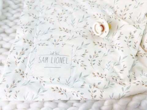 Babydecke ''FLOWERS'' inkl. Namen personalisiert